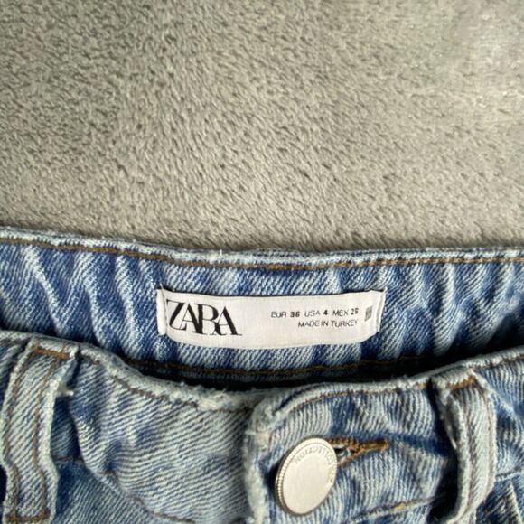 Zara Jeans Shorts Womens 4 Blue Denim Light Wash Distressed Cut‎ Off Festival - Picture 12 of 14